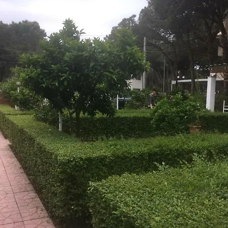 Vila Anna فندق غوليم